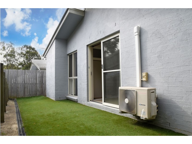 20 Creekside Drive, Springfield Lakes QLD 4300