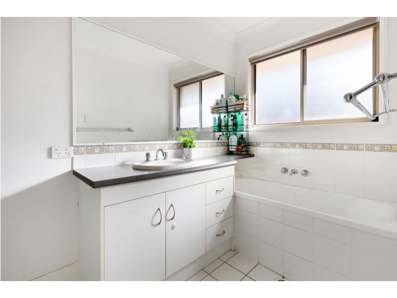 27 Camelia Street, Springfield QLD 4300