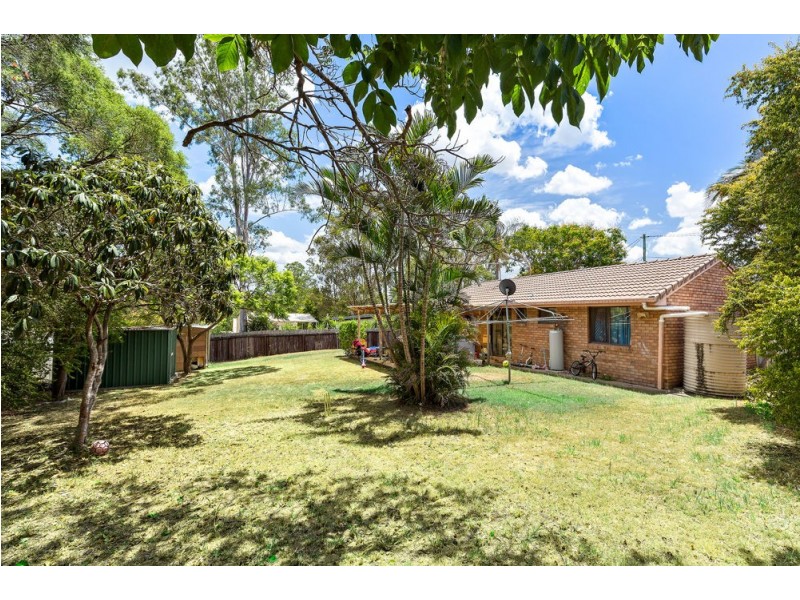 33 Hartley Crescent, Redbank Plains QLD 4301