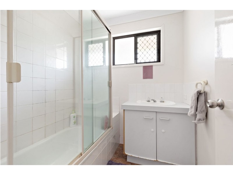 33 Hartley Crescent, Redbank Plains QLD 4301