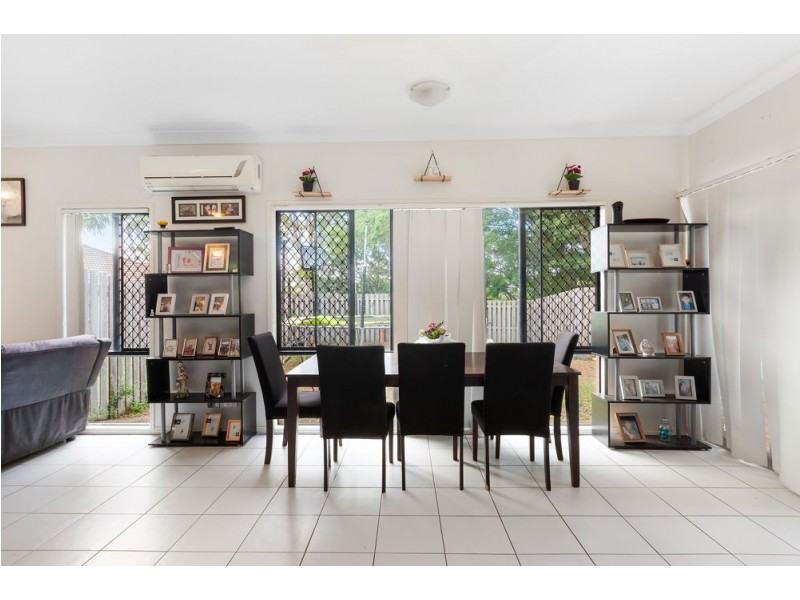 6 Whitehouse Court, Redbank Plains QLD 4301