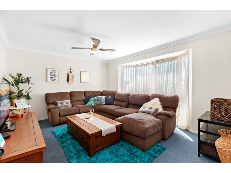 18 Lyrebird Lane, Bellbird Park QLD 4300