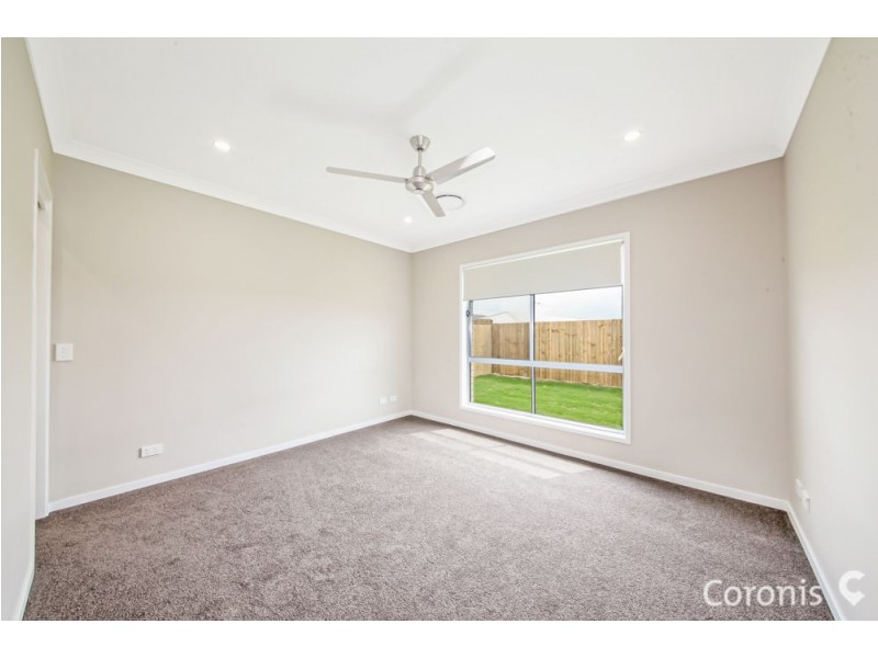20 Reg Grundy Street, South Ripley QLD 4306