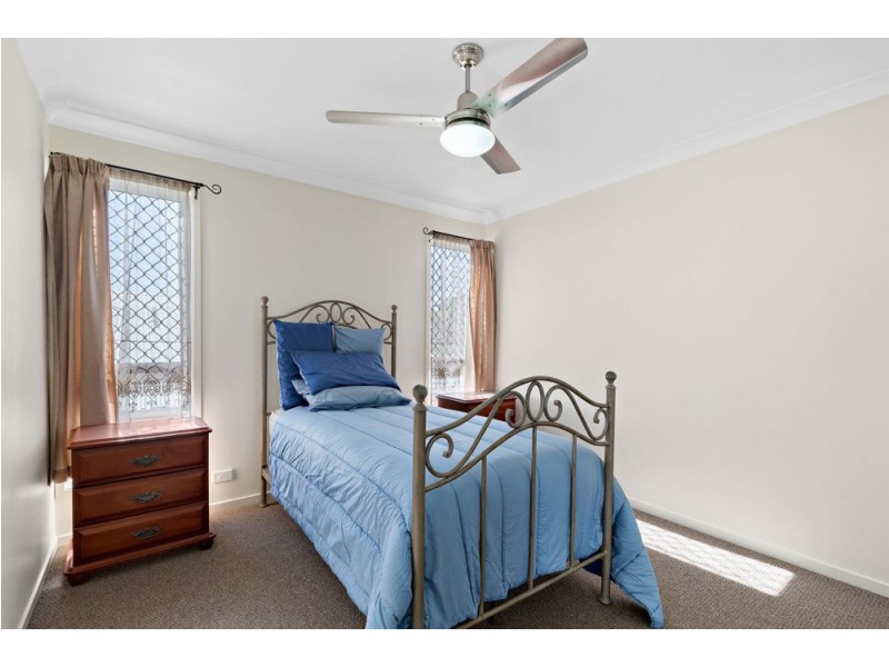 18 Esperance Crescent, Springfield Lakes QLD 4300