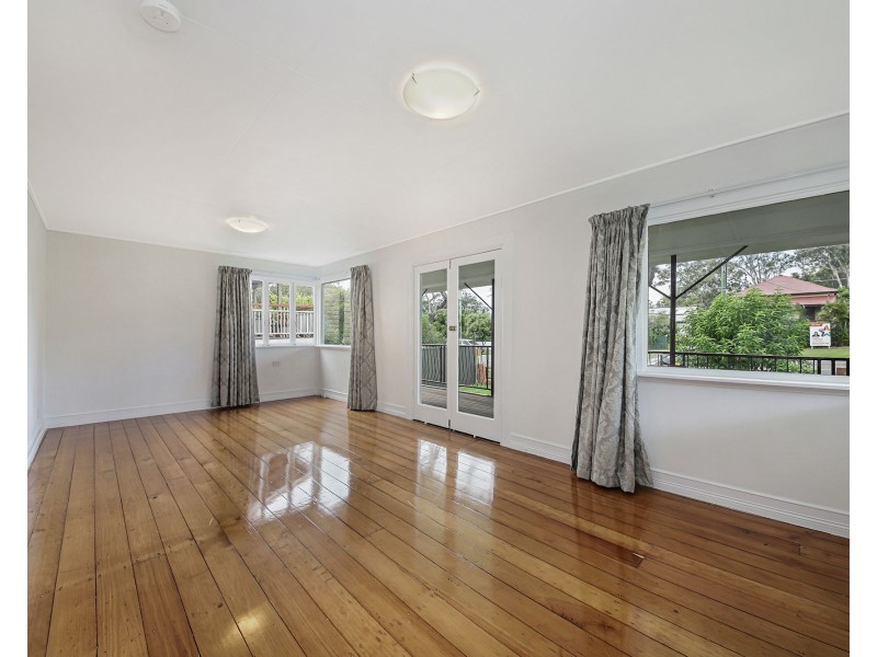 50 Brisbane Road, Redbank QLD 4301