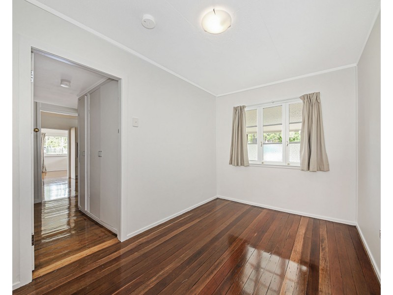 50 Brisbane Road, Redbank QLD 4301