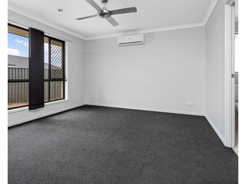 27 Richmond Terrace, Plainland QLD 4341