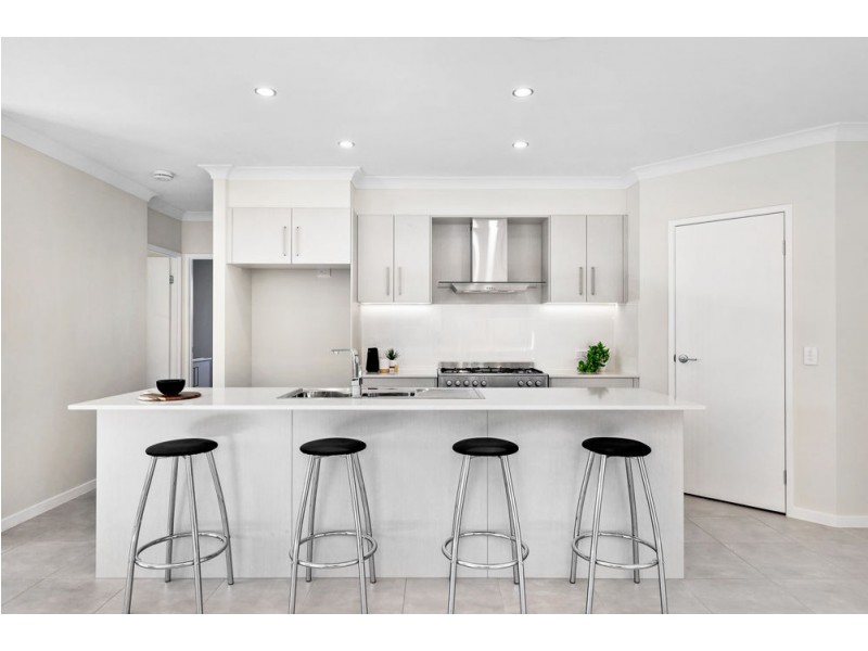 37 Mazeppa Street, South Ripley QLD 4306