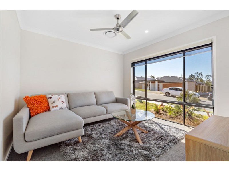 37 Mazeppa Street, South Ripley QLD 4306