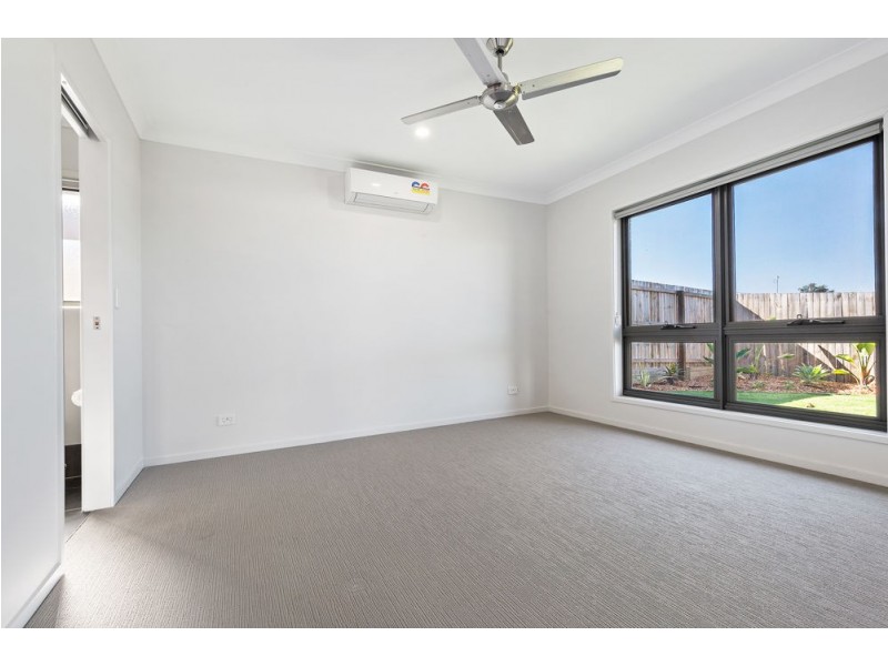 9 Kookaburra Place, Deebing Heights QLD 4306