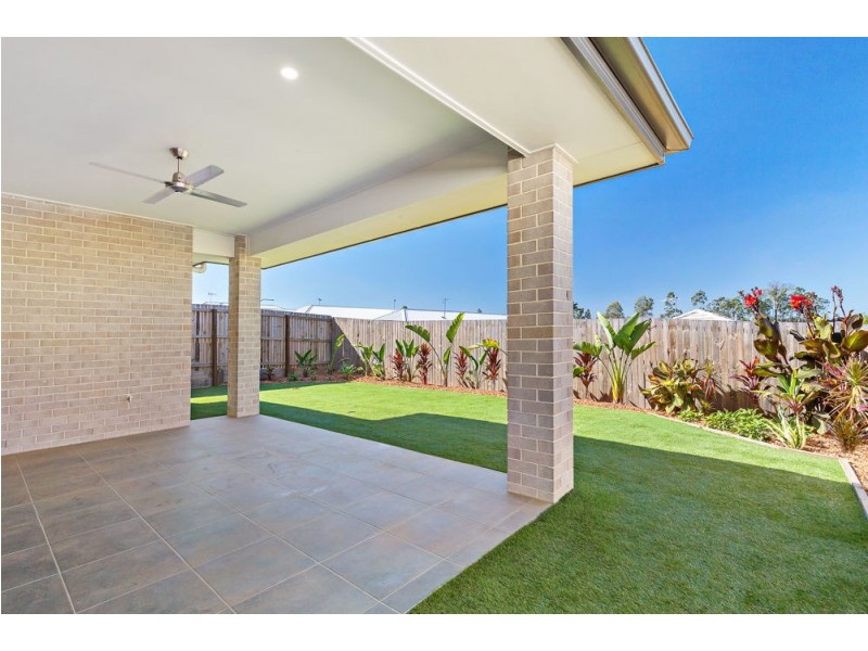 9 Kookaburra Place, Deebing Heights QLD 4306