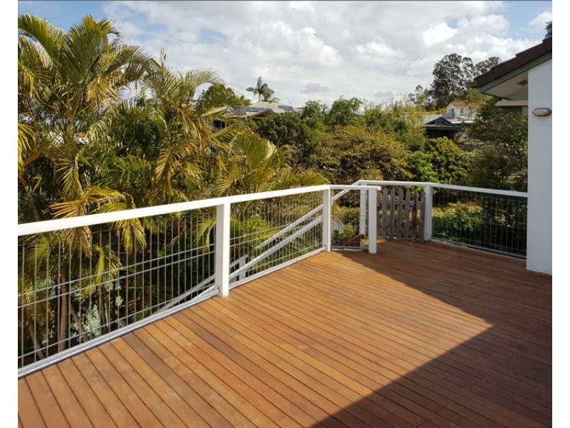 19 Kulki Place, Chapel Hill QLD 4069