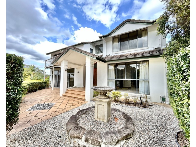 19 Kulki Place, Chapel Hill QLD 4069