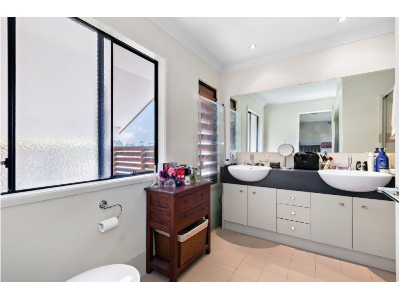 14 Ash Avenue, Springfield Lakes QLD 4300