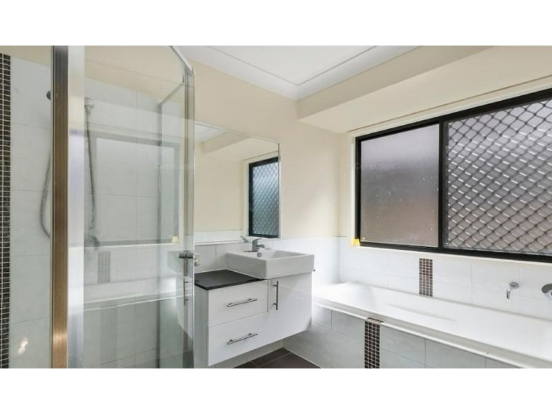 10 Laguna Crescent, Springfield Lakes QLD 4300