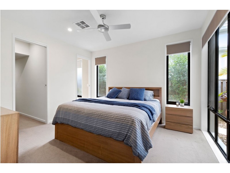59 Crest Ridge Parade, Brookwater QLD 4300