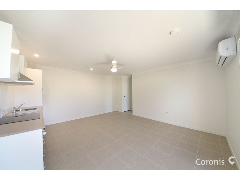 2/73 Magpie Cres, Redbank Plains QLD 4301