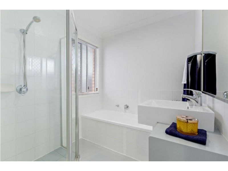 18 Turquoise Crescent, Springfield QLD 4300