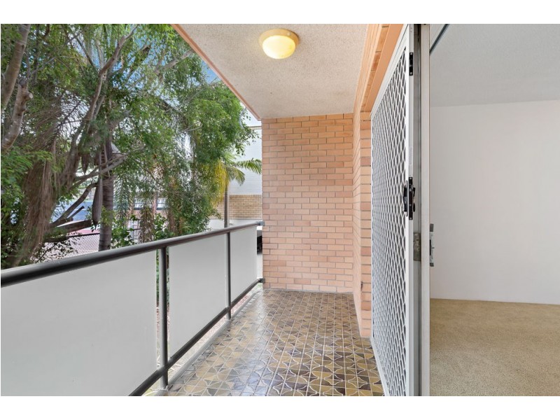 2/57 Roseby Avenue, Clayfield QLD 4011