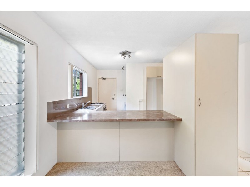 2/57 Roseby Avenue, Clayfield QLD 4011