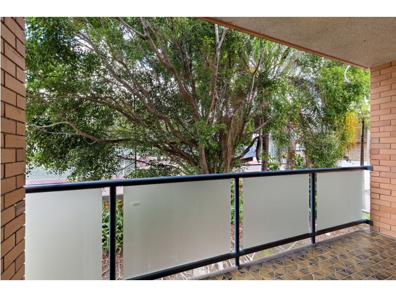 2/57 Roseby Avenue, Clayfield QLD 4011