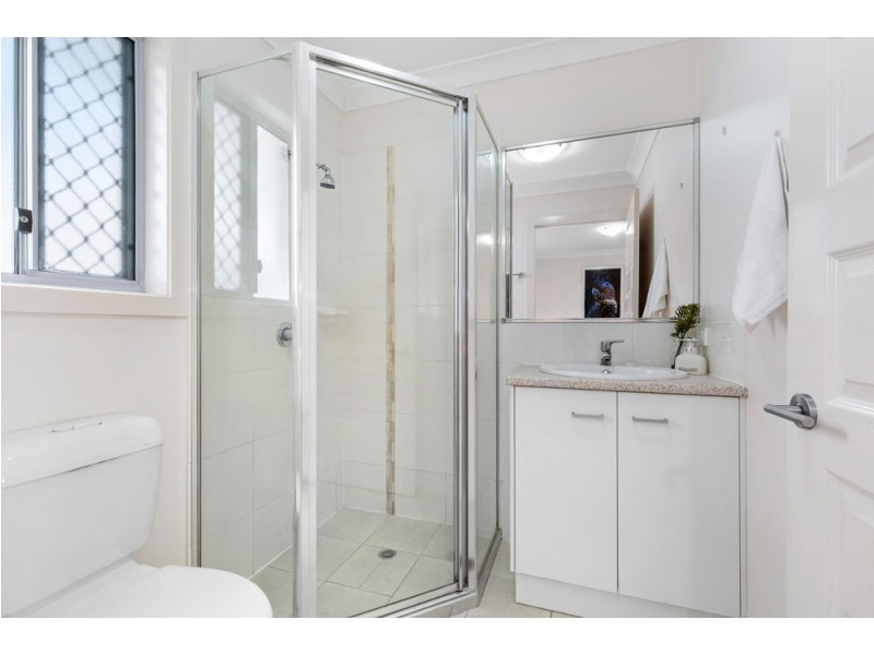 6 Rose Avenue, Springfield Lakes QLD 4300