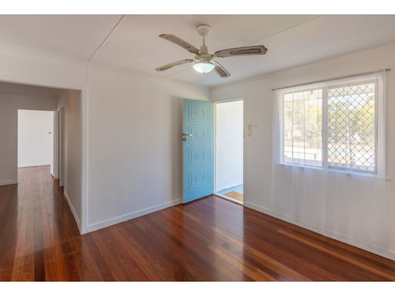 11 Deacon Street, Basin Pocket QLD 4305