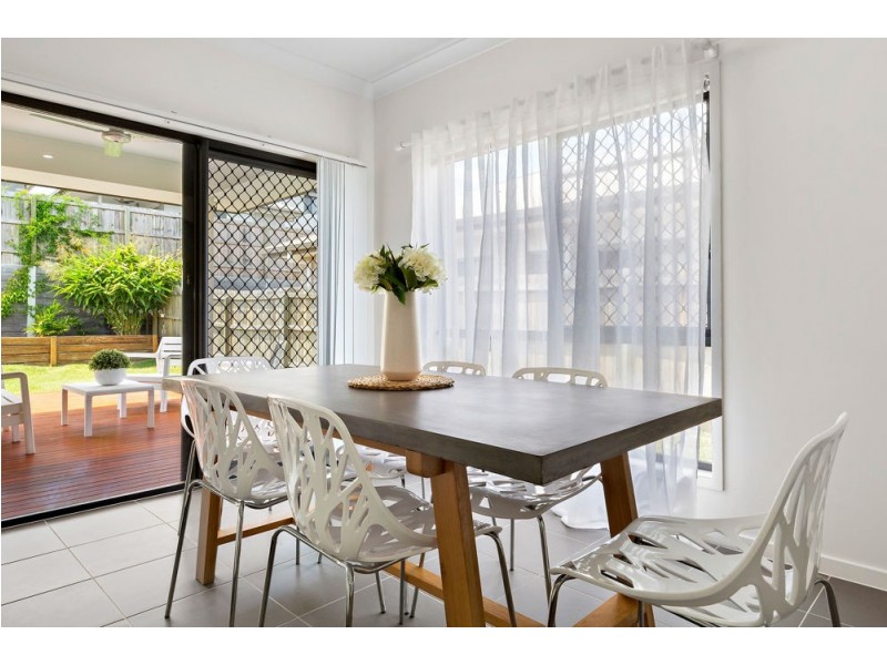 25 Danbulla Street, South Ripley QLD 4306