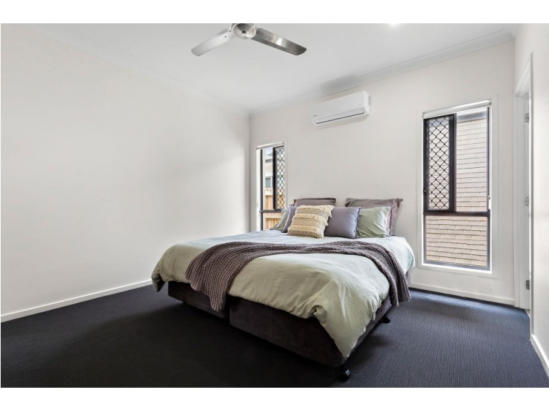 25 Danbulla Street, South Ripley QLD 4306