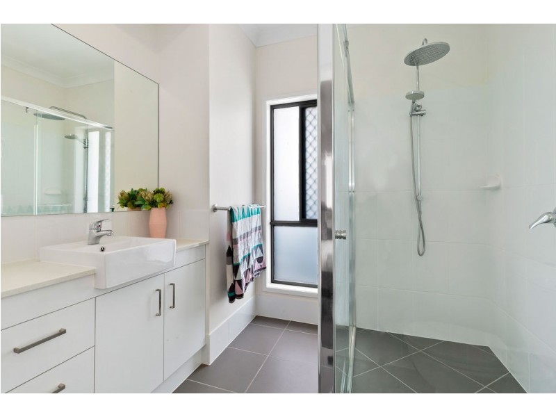 25 Danbulla Street, South Ripley QLD 4306