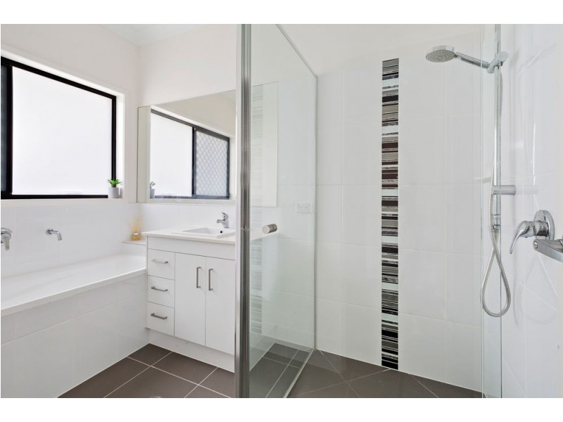 25 Danbulla Street, South Ripley QLD 4306