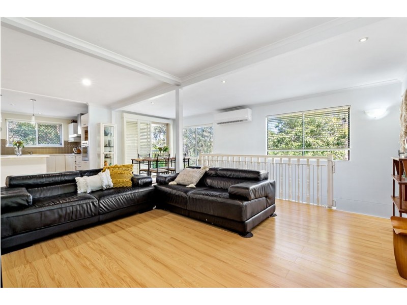 33 Warwick Court, Bellbird Park QLD 4300