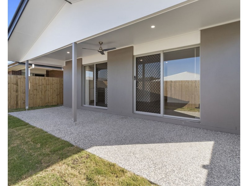 6 Granite St, Yarrabilba QLD 4207