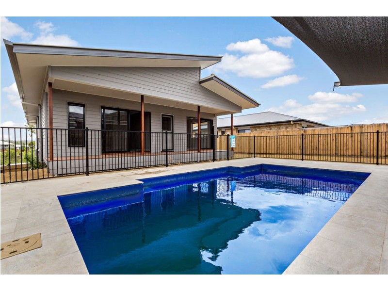 13 Lady Musgrave Drive, Springfield Lakes QLD 4300