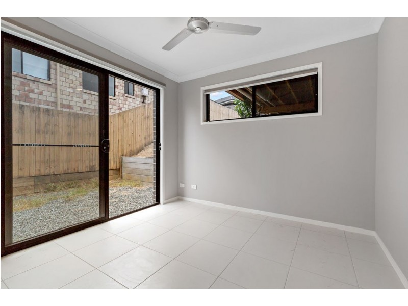 13 Lady Musgrave Drive, Springfield Lakes QLD 4300