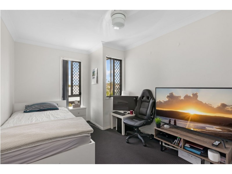 14 Kirkwood Terrace, Springfield Lakes QLD 4300