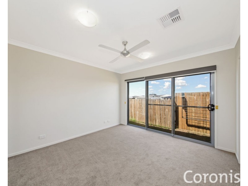 3 Munich Court, Spring Mountain QLD 4124