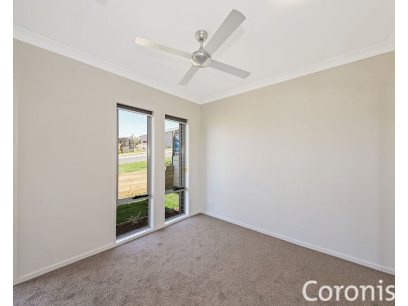 3 Munich Court, Spring Mountain QLD 4124