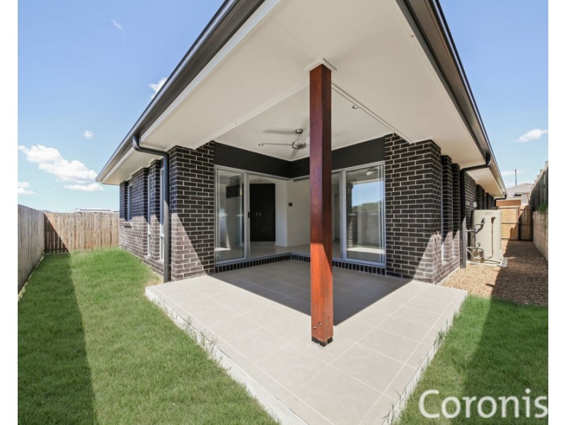 3 Munich Court, Spring Mountain QLD 4124