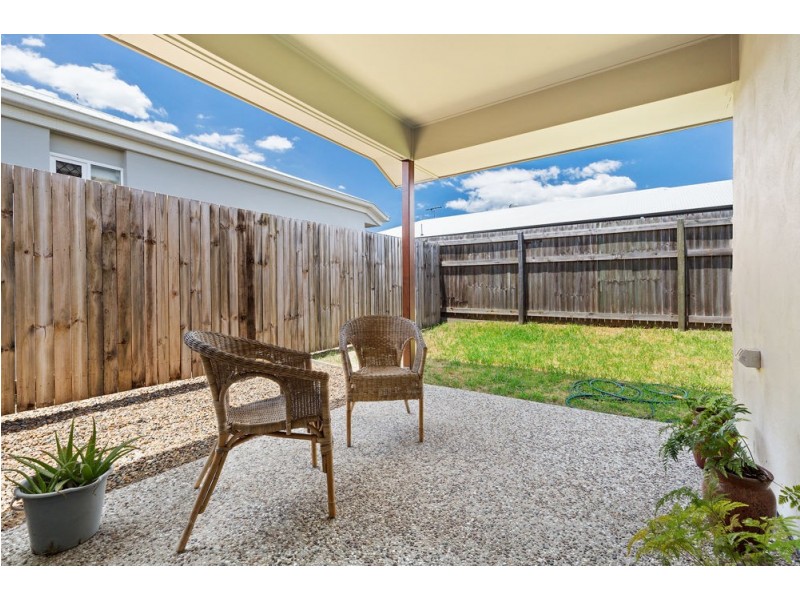 52 Cordeaux Crescent, Redbank Plains QLD 4301