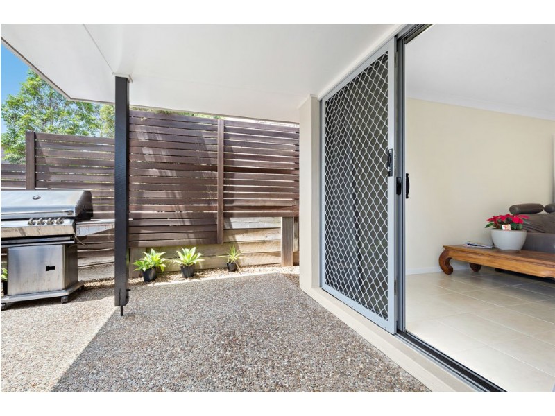6 Pinnacle Close, Springfield Lakes QLD 4300