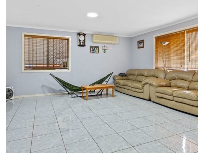 45 Julie Road, Ellen Grove QLD 4078