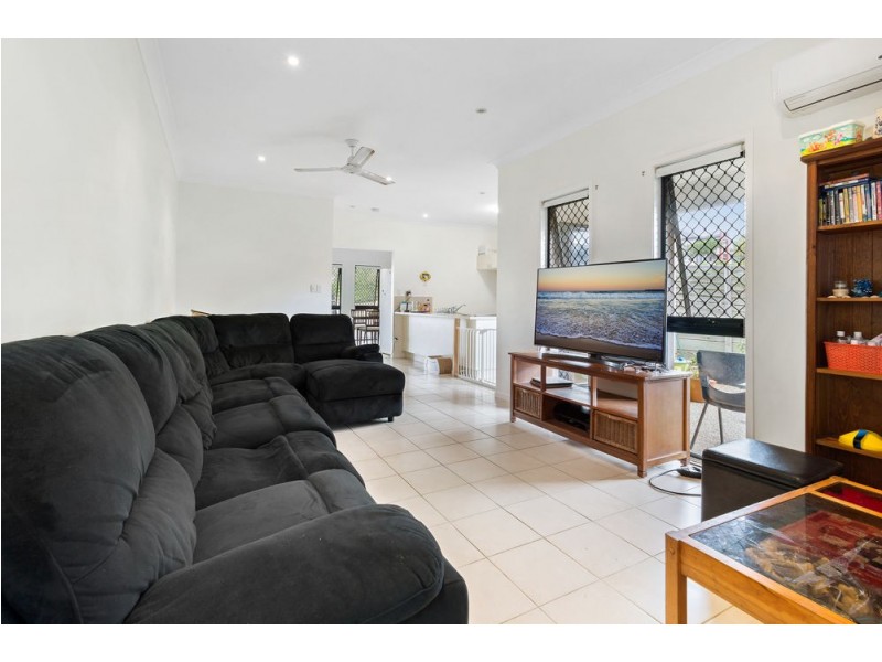 288 Lakeside Avenue, Springfield Lakes QLD 4300