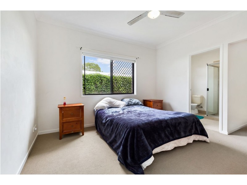 288 Lakeside Avenue, Springfield Lakes QLD 4300