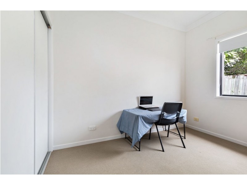 288 Lakeside Avenue, Springfield Lakes QLD 4300