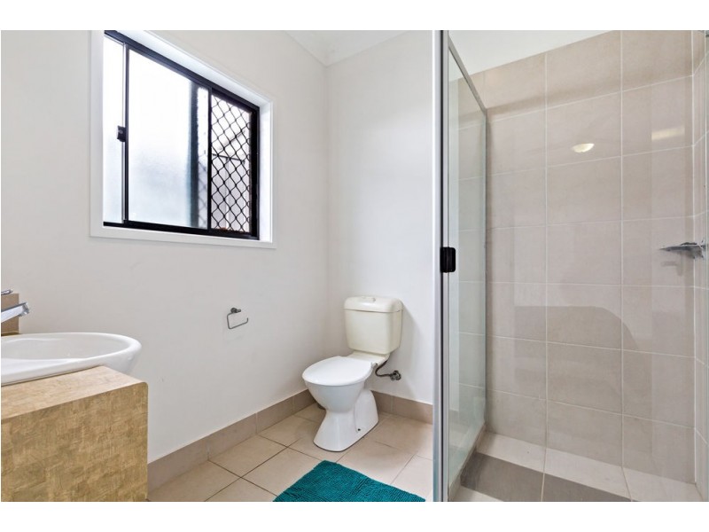 288 Lakeside Avenue, Springfield Lakes QLD 4300