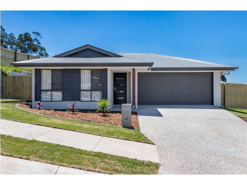 4 Pelling Place, Deebing Heights QLD 4306