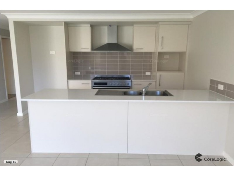 11 Glendale Crescent, Heathwood QLD 4110