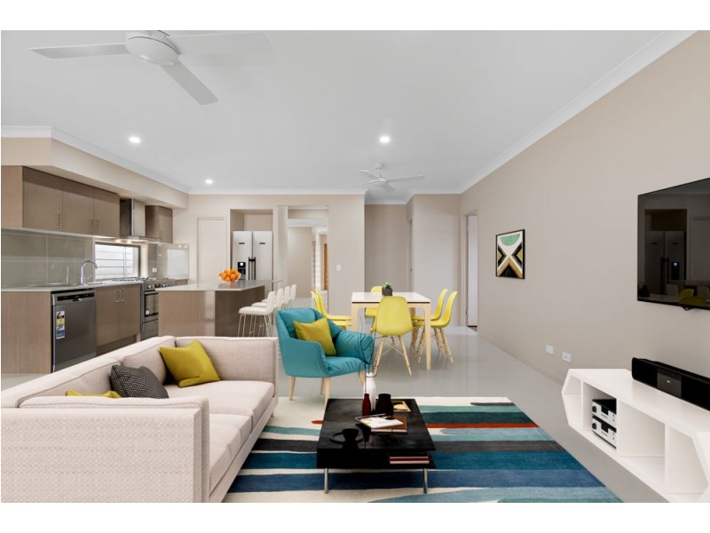 14 Uma Street, Spring Mountain QLD 4124