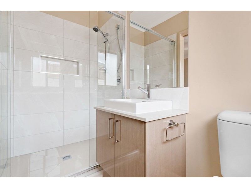 14 Uma Street, Spring Mountain QLD 4124